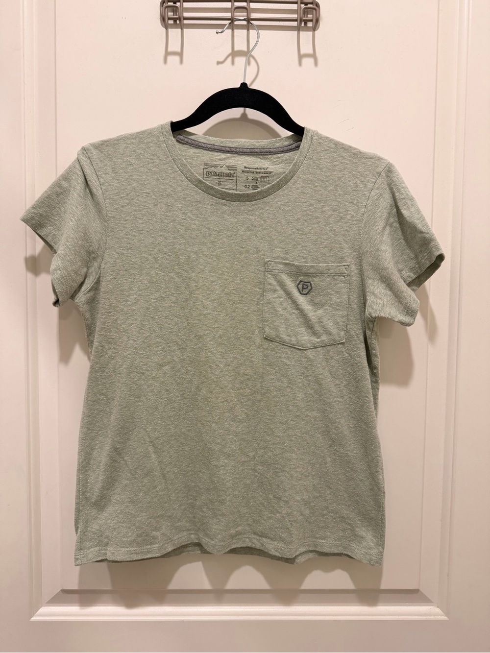 Patagonia Men’s Responsibili-Tee Pocket T-Shirt Size S Green
